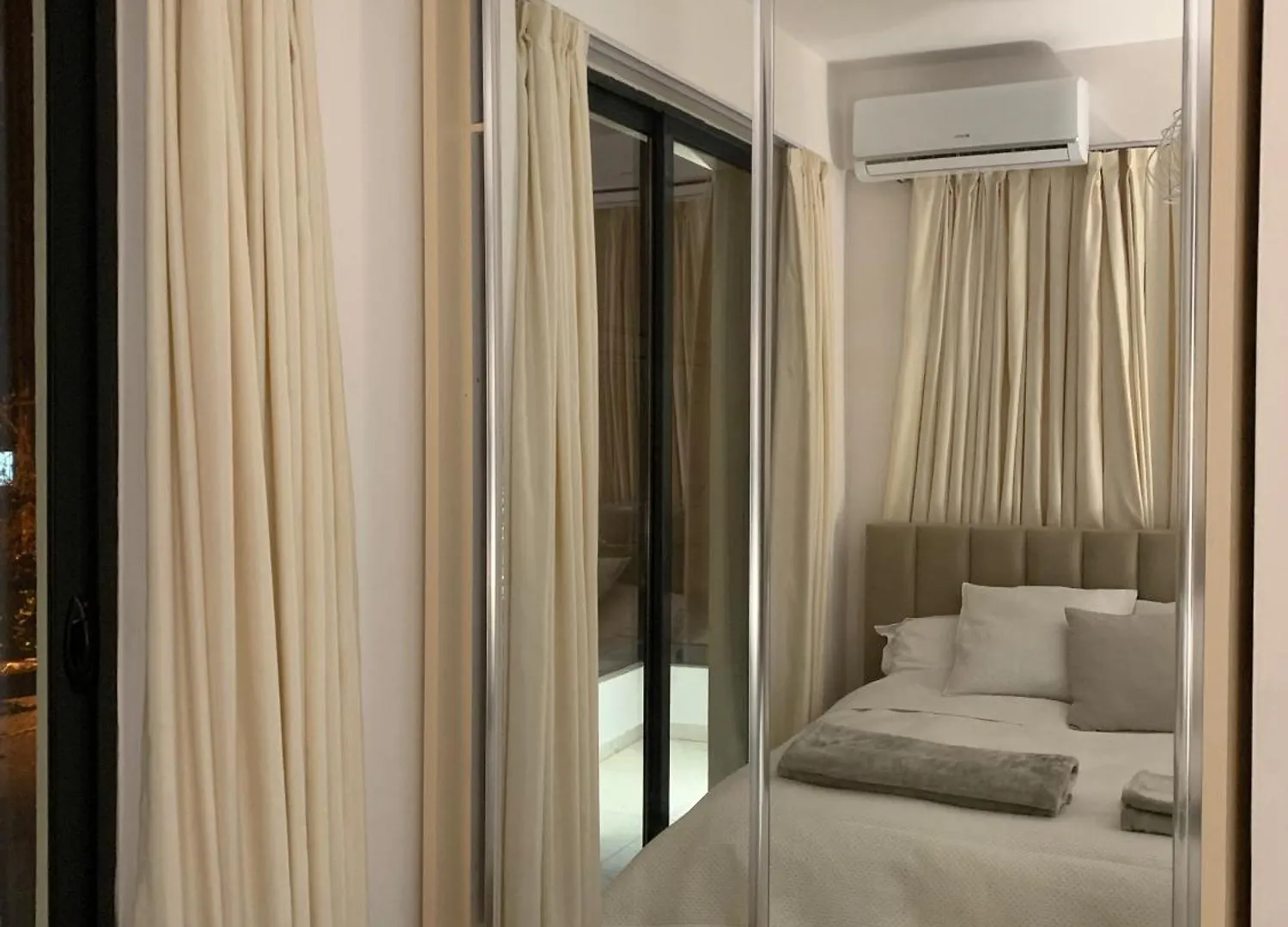 Vila Leon Private Тирана Албания