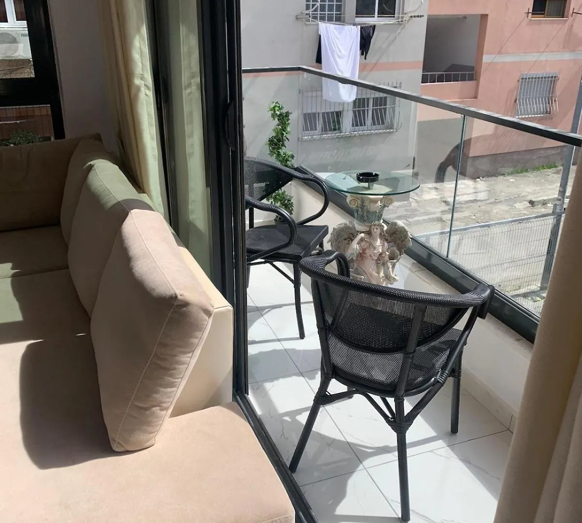 Дом отдыха Vila Leon Private Тирана Албания